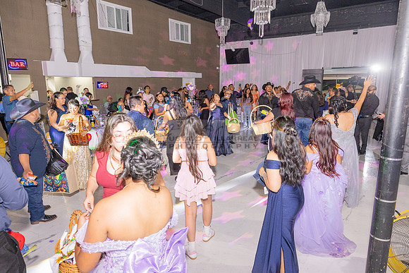 Amy Lopez quinceanera event celebration in Los Angeles Ca, photography and videography by Gustavo Villarreal. 323-633-8283, www.gvphotoandvideo.com