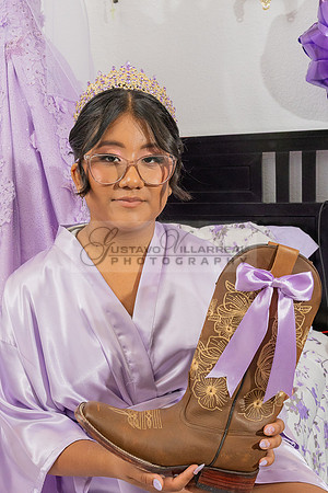 Amy Lopez quinceanera event celebration in Los Angeles Ca, photography and videography by Gustavo Villarreal. 323-633-8283, www.gvphotoandvideo.com