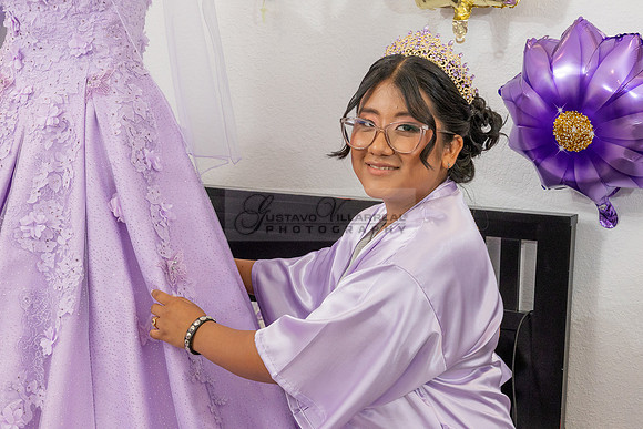 Amy Lopez quinceanera event celebration in Los Angeles Ca, photography and videography by Gustavo Villarreal. 323-633-8283, www.gvphotoandvideo.com