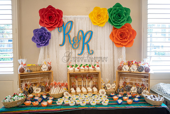 Reyna and Rene wedding celebration, reception, photographer, videographer at Pasadena city hall in Pasadena Ca, Gustavo Villarreal Photography, 323-633-8283, www.gvphotoandvideo.com
