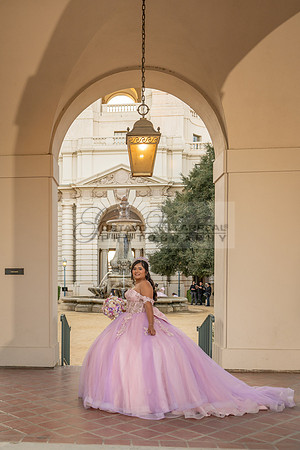 Camila Pacheco quinceanera, sweet 16, photo session in Pasadena City Hall in Pasadena California, photography and videography by Gustavo Villarreal photographer, 323-633-8283, www.gvphotoandvideo.com