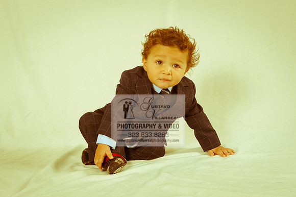 Baby and family pictures in Montebello, by Gustavo Villarreal Pr