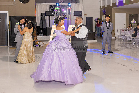 Amy Lopez quinceanera event celebration in Los Angeles Ca, photography and videography by Gustavo Villarreal. 323-633-8283, www.gvphotoandvideo.com