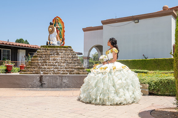 Arianna Tejada quinceanera celebration, photography, videography at Our lady of Guadalupe in El Monte Ca, Fiesta Mexican banquet Hall Montclair Ca, Gustavo Villarreal photo and video, 323-633-8283, ww