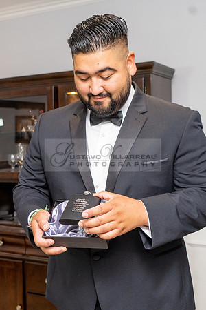 Susana and Jon wedding celebration at Candlewood Country Club in Whittier Ca, Gustavo Villarreal photographer, videographer 323-633-8283, www.gvphotoandvideo.com