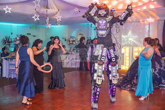 Lydia Grace Quinceanera celebration photography, videography at Luminarias Restaurant in Monterey Park Ca by Gustavo Villarreal photography, 323-633-8283