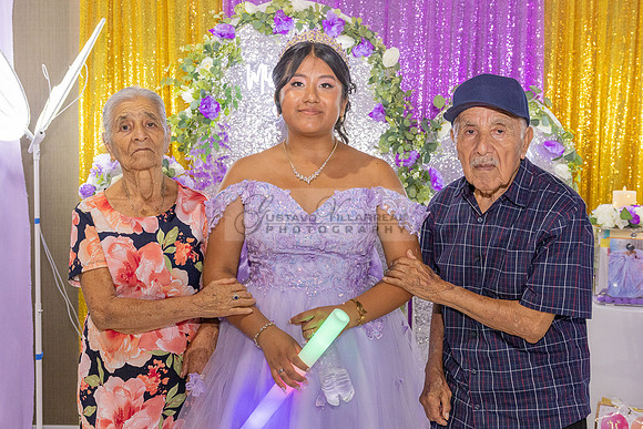 Amy Lopez quinceanera event celebration in Los Angeles Ca, photography and videography by Gustavo Villarreal. 323-633-8283, www.gvphotoandvideo.com