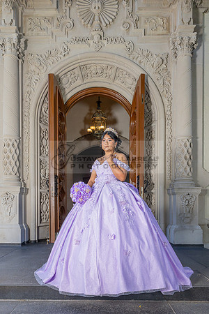 Amy Lopez quinceanera event celebration in Los Angeles Ca, photography and videography by Gustavo Villarreal. 323-633-8283, www.gvphotoandvideo.com