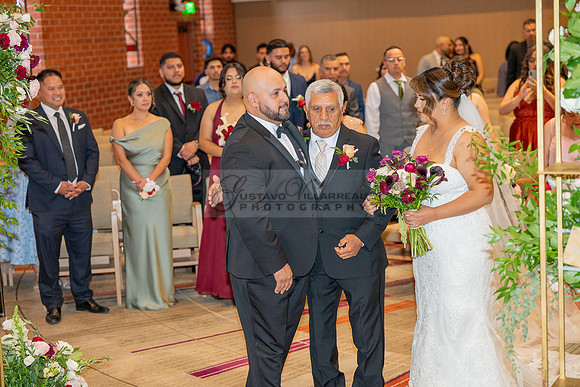 LINK #2 Ana Gabriela and Giovan wedding celebration, reception at Temple Emanuel of Beverly Hills Ca, wedding photos at Sunset States in Los Angeles California, photography and videography by Gustavo