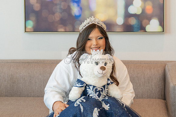Lydia Grace Quinceanera celebration photography, videography at Luminarias Restaurant in Monterey Park Ca by Gustavo Villarreal photography, 323-633-8283