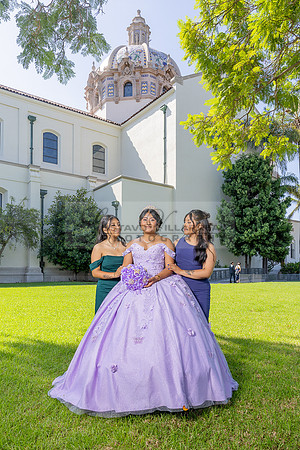 Amy Lopez quinceanera event celebration in Los Angeles Ca, photography and videography by Gustavo Villarreal. 323-633-8283, www.gvphotoandvideo.com
