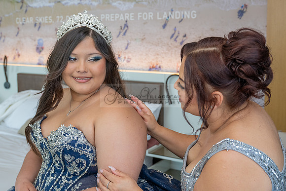 Lydia Grace Quinceanera celebration photography, videography at Luminarias Restaurant in Monterey Park Ca by Gustavo Villarreal photography, 323-633-8283