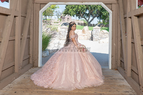 Grace Navarrete quinceanera photography, videography session at Heritage Park in Cerritos Ca, Gustavo Villarreal Photography, 323-633-8283, www.gvphotoandvideo.com