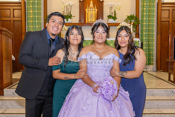 Amy Lopez quinceanera event celebration in Los Angeles Ca, photography and videography by Gustavo Villarreal. 323-633-8283, www.gvphotoandvideo.com