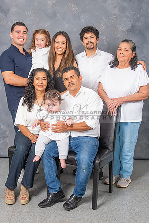 Andres family portraits, fotos de familia en Whittier Ca, 323-633-8283, www.gvphotoandvideo.com