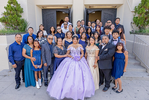 Amy Lopez quinceanera event celebration in Los Angeles Ca, photography and videography by Gustavo Villarreal. 323-633-8283, www.gvphotoandvideo.com