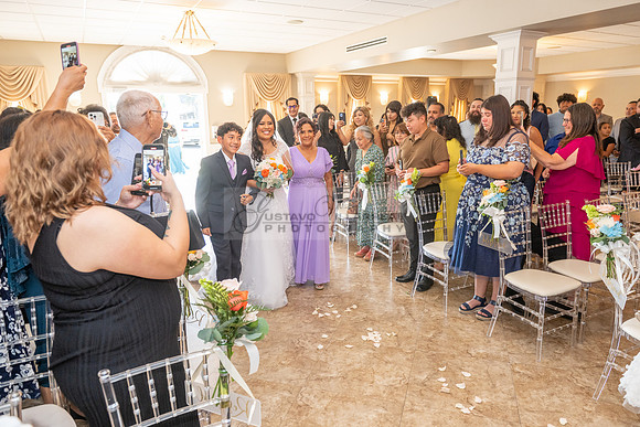 Juan and Kenia wedding celebration, reception at The White House banquet Hall in Anaheim Ca, photography and videography by Gustavo Villarreal Photographer, 323-633-8283, www.gvphotoandvideo.com