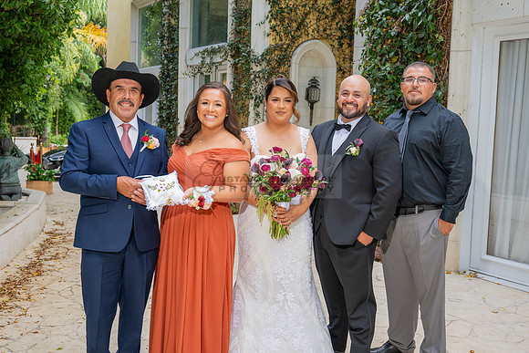 LINK #1-Ana Gabriela and Giovan wedding celebration, reception at Temple Emanuel of Beverly Hills Ca, wedding photos at Sunset States in Los Angeles California, photography and videography by Gustavo