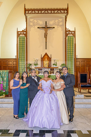 Amy Lopez quinceanera event celebration in Los Angeles Ca, photography and videography by Gustavo Villarreal. 323-633-8283, www.gvphotoandvideo.com