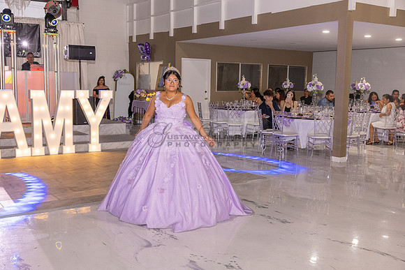 Amy Lopez quinceanera event celebration in Los Angeles Ca, photography and videography by Gustavo Villarreal. 323-633-8283, www.gvphotoandvideo.com