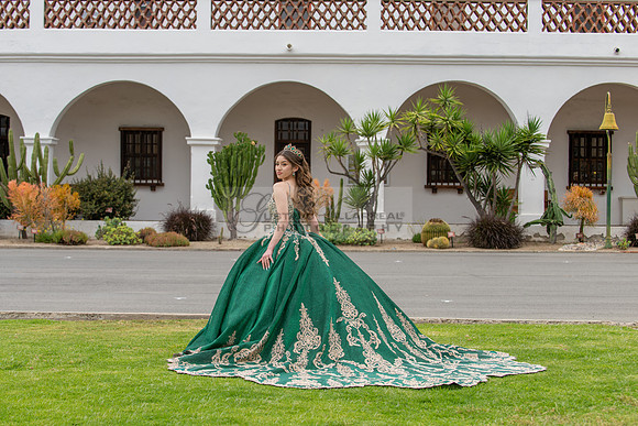 Quinceaneras photoshoot, photographer, videographer at San Luis Rey Mission in Oceanside Ca. 323-633-8283 www.gvphotoandvideo.com