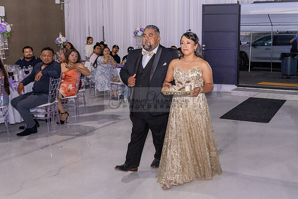Amy Lopez quinceanera event celebration in Los Angeles Ca, photography and videography by Gustavo Villarreal. 323-633-8283, www.gvphotoandvideo.com
