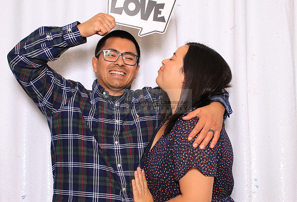 Stephanie and Albert wedding celebration, photo booth in Redondo Beach Ca, Gustavo Villarreal Photography, 323-633-8283, www.gvphotoandvideo.com