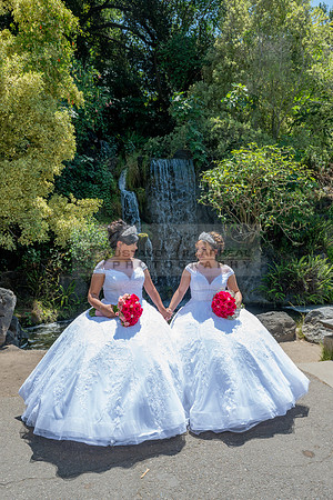 Alyssa and Kaitlynn sweet Sixteens photoshoot at Los Angeles County Arboretum in Arcadia Ca. photography, videography, Gustavo Villarreal, 323-633-8283, www.gvphotoandvideo.com