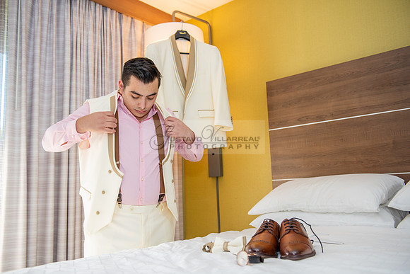 323-633-8283, Elizabeth and Nery wedding celebrations, photograp