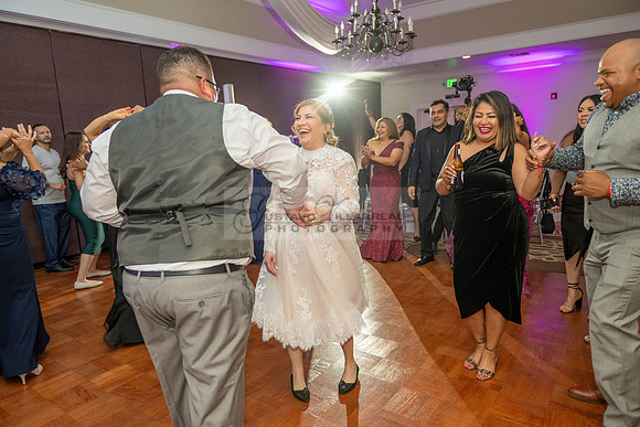 Suyin and Hugo wedding ceremony, reception at Luminarias Restaurant in Monterey Park Ca, photographer and videographer by Gustavo Villarreal 323-633-8283, #gvphotoandvideo