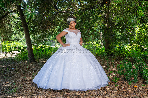 Alyssa and Kaitlynn sweet Sixteens photoshoot at Los Angeles County Arboretum in Arcadia Ca. photography, videography, Gustavo Villarreal, 323-633-8283, www.gvphotoandvideo.com
