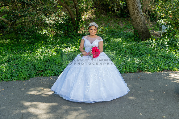 Alyssa and Kaitlynn sweet Sixteens photoshoot at Los Angeles County Arboretum in Arcadia Ca. photography, videography, Gustavo Villarreal, 323-633-8283, www.gvphotoandvideo.com