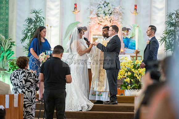 Jeanette and Juan wedding reception at doubletree hotel in Norwalk Ca. Wedding photography, videography, 323-633-8283, www.gvphotoandvideo.com