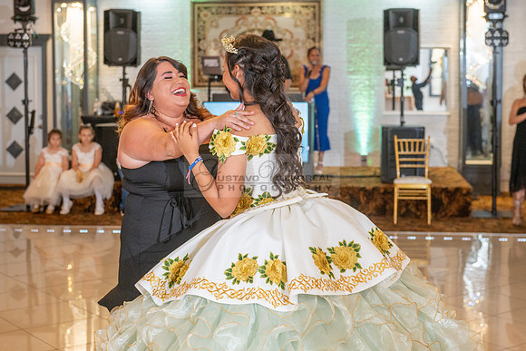 Arianna Tejada quinceanera celebration, photography, videography at Our lady of Guadalupe in El Monte Ca, Fiesta Mexican banquet Hall Montclair Ca, Gustavo Villarreal photo and video, 323-633-8283, ww