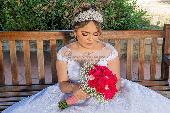Alyssa and Kaitlynn sweet Sixteens photoshoot at Los Angeles County Arboretum in Arcadia Ca. photography, videography, Gustavo Villarreal, 323-633-8283, www.gvphotoandvideo.com