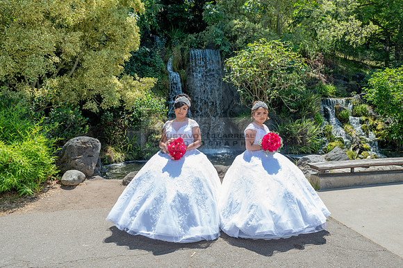 Alyssa and Kaitlynn sweet Sixteens photoshoot at Los Angeles County Arboretum in Arcadia Ca. photography, videography, Gustavo Villarreal, 323-633-8283, www.gvphotoandvideo.com