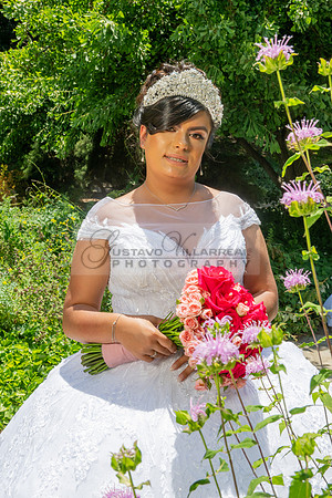 Alyssa and Kaitlynn sweet Sixteens photoshoot at Los Angeles County Arboretum in Arcadia Ca. photography, videography, Gustavo Villarreal, 323-633-8283, www.gvphotoandvideo.com