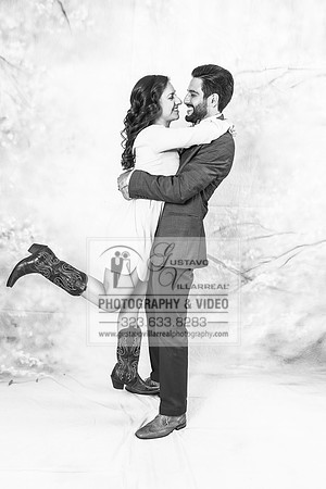 Elvira and Christopher engagement, weddings, bodas photo in Montebello photography and video studios 323-633-8283, www.gustavovillarreal.com