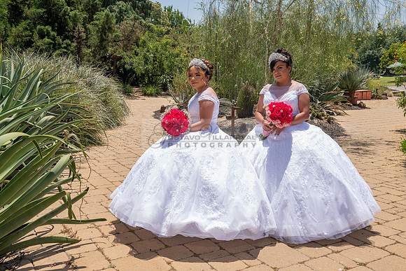 Alyssa and Kaitlynn sweet Sixteens photoshoot at Los Angeles County Arboretum in Arcadia Ca. photography, videography, Gustavo Villarreal, 323-633-8283, www.gvphotoandvideo.com