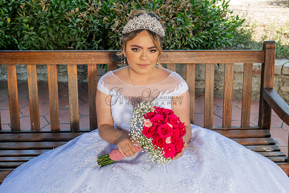 Alyssa and Kaitlynn sweet Sixteens photoshoot at Los Angeles County Arboretum in Arcadia Ca. photography, videography, Gustavo Villarreal, 323-633-8283, www.gvphotoandvideo.com
