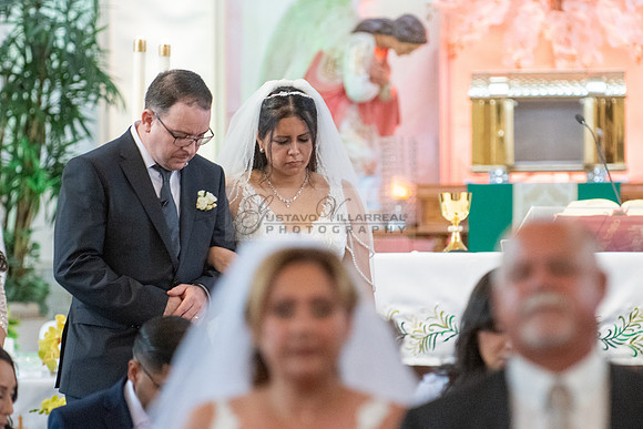 Jeanette and Juan wedding reception at doubletree hotel in Norwalk Ca. Wedding photography, videography, 323-633-8283, www.gvphotoandvideo.com