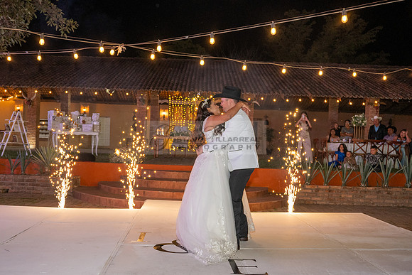 Lalo and Indira wedding, boda en Puga Nayarit Mexico, Gustavo Villarreal Photography, 323-633-8283, www.gustavovillarreal.com
