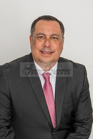 Jose Mireles Business Headshots, corporate, realtor, in Whittier California, Gustavo Villarreal photography, 323-633-8283