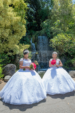 Alyssa and Kaitlynn sweet Sixteens photoshoot at Los Angeles County Arboretum in Arcadia Ca. photography, videography, Gustavo Villarreal, 323-633-8283, www.gvphotoandvideo.com