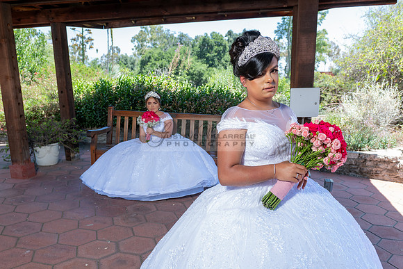 Alyssa and Kaitlynn sweet Sixteens photoshoot at Los Angeles County Arboretum in Arcadia Ca. photography, videography, Gustavo Villarreal, 323-633-8283, www.gvphotoandvideo.com
