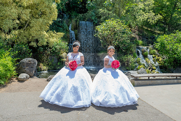 Alyssa and Kaitlynn sweet Sixteens photoshoot at Los Angeles County Arboretum in Arcadia Ca. photography, videography, Gustavo Villarreal, 323-633-8283, www.gvphotoandvideo.com
