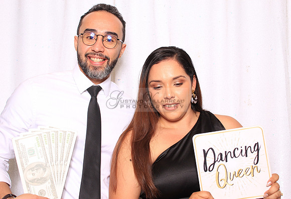 Stephanie and Albert wedding celebration, photo booth in Redondo Beach Ca, Gustavo Villarreal Photography, 323-633-8283, www.gvphotoandvideo.com