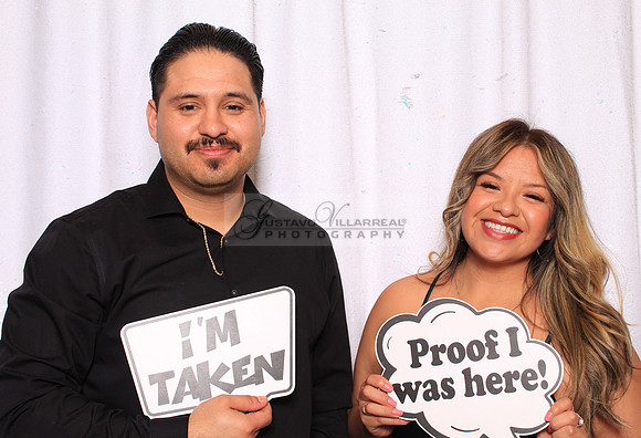 Stephanie and Albert wedding celebration, photo booth in Redondo Beach Ca, Gustavo Villarreal Photography, 323-633-8283, www.gvphotoandvideo.com