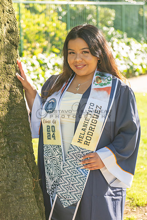 Melanie graduation photographer CSUF, California State University Fullerton, Whittier Ca, Gustavo Villarreal Photography, 323-633-8283, www.gvphotoandvideo.com