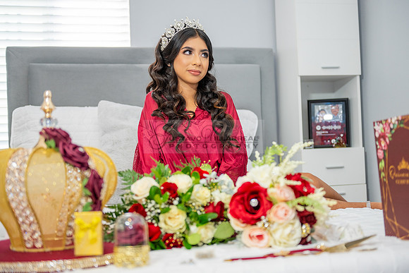 Delilah Vazquez-quinceanera-celebration-photographer-videographe